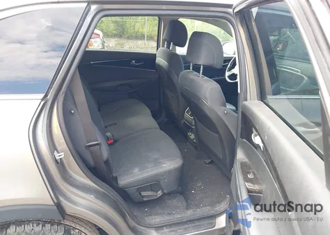 2017 Kia Sorento 2.4L Lx from USA, damaged, VIN 5XYPGDA3XHG303917